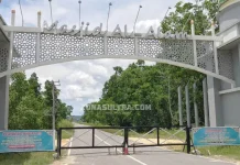 Dua Masjid Utama Kota Kendari Ditutup, Tak Gelar Salat Jumat Dua Masjid Utama Kota Kendari Ditutup, Tak Gelar Salat Jumat