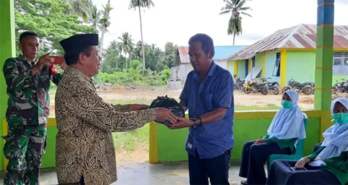 mubar Peduli Corona, Aleg di Mubar Berikan Bantuan Sembako Gratis kepada Warga