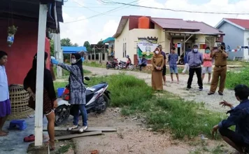 Cerita Petugas Survei Covid-19 yang Pastikan Data Penyebaran Tak Salah Cerita Petugas Survei Covid-19 yang Pastikan Data Penyebaran Tak Salah