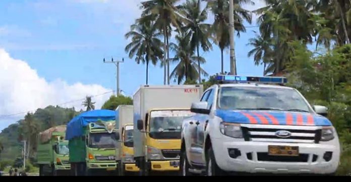 Pastikan Stok Aman, Polres Kolut Kawal Distribusi Truk Sembako