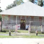 Diduga Tak Transparan Kelola DD, Kantor Desa di Muna Disegel Warga Diduga Tak Transparan Kelola DD, Kantor Desa di Muna Disegel Warga