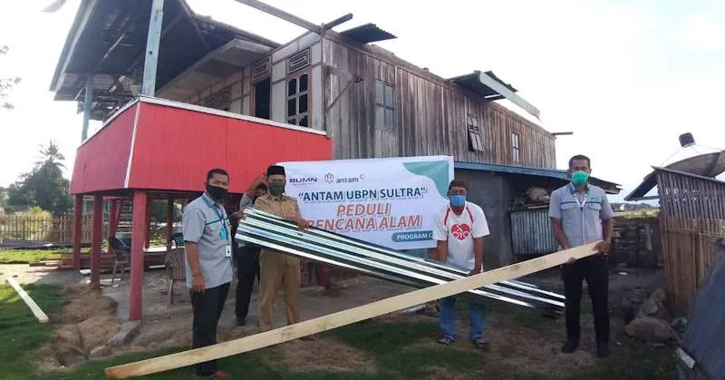 Lagi, ANTAM Bantu Warga Totobo yang Terdampak Puting Beliung