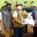 Cegah Covid-19, Salon dan Barbershop di Konut Dapat Bantuan APD Cegah Covid-19, Salon dan Barbershop di Konut Dapat Bantuan APD