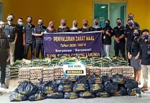 Bank Sultra Cabang Lasusua Salurkan Zakat Mal ke Kaum Duafa Bank Sultra Cabang Lasusua Salurkan Zakat Mal ke Kaum Duafa