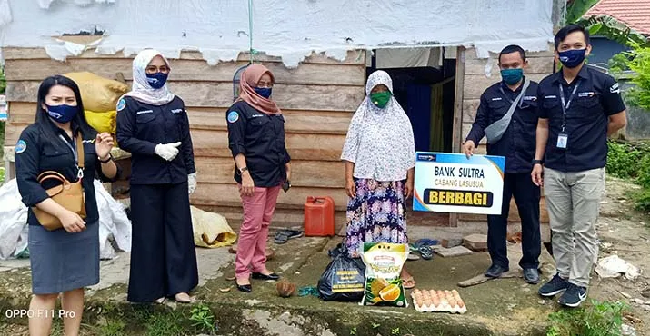 Bank Sultra Cabang Lasusua Salurkan Zakat Mal ke Kaum Duafa