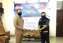 BP Jamsostek Salurkan Bantuan untuk Karyawan Korban PHK di Sultra BP Jamsostek Salurkan Bantuan untuk Karyawan Korban PHK di Sultra