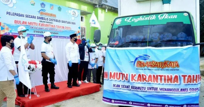 BKIPM Kendari Salurkan 1.750 Paket Ikan Segar di Tiga Kabupaten
