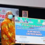 BLK Kendari Serahkan 20 Unit Wastafel Portabel ke Pemprov Sultra Secara Gratis BLK Kendari Serahkan 20 Unit Wastafel Portabel ke Pemprov Sultra Secara Gratis