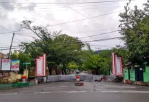 Putus Mata Rantai Covid-19, Ruas Jalan di Kecamatan Kolaka Diblokade Putus Mata Rantai Covid-19, Ruas Jalan di Kecamatan Kolaka Diblokade