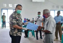 Salurkan BLT DD di Kecamatan Maginti, Bupati Mubar Ucapkan Terima Kasih Kepada Pemerintah Pusat Salurkan BLT DD di Kecamatan Maginti, Bupati Mubar Ucapkan Terima Kasih Kepada Pemerintah Pusat