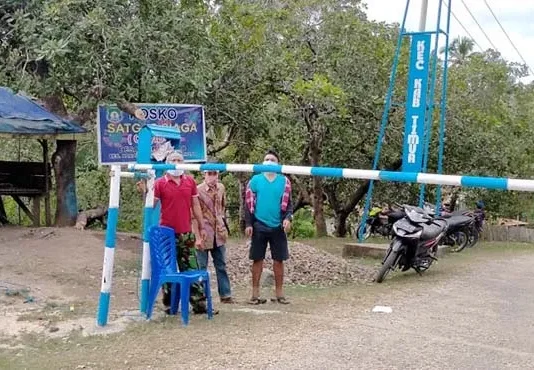 Satu Warga Reaktif Corona, Penjagaan di Pintu Masuk Kabaena Timur, Bombana Diperketat Satu Warga Reaktif Corona, Penjagaan di Pintu Masuk Kabaena Timur, Bombana Diperketat