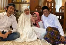 New Normal Cegah Penyebaran Covid-19 dan Pulihkan Ekonomi New Normal Cegah Penyebaran Covid-19 dan Pulihkan Ekonomi