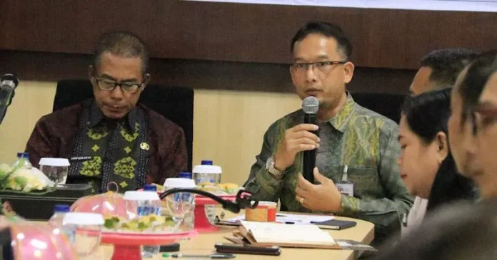 Kepala Otoritas Jasa Keuangan (OJK) Sultra Mohammad Fredly Nasution