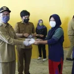 Pemda Konsel Maksimalkan Penyaluran Bantuan Covid-19 ke Warga Terdampak Pemda Konsel Maksimalkan Penyaluran Bantuan Covid-19 ke Warga Terdampak