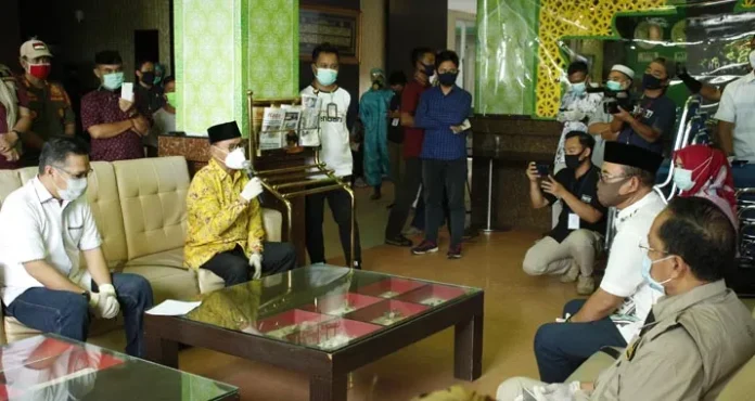 konsel Bupati Konsel Jemput Santri Gontor Pulang dari Ponorogo Usai Jalani Isolasi