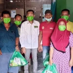 Bantu Warga Terdampak Covid-19, Anggota DPRD Konut Salurkan Ratusan Paket Sembako Bantu Warga Terdampak Covid-19, Anggota DPRD Konut Salurkan Ratusan Paket Sembako