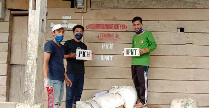 Rumah Penerima Bantuan di Tanggaruru Kolut Diberi Label