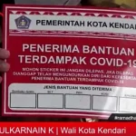 Rumah Penerima Bantuan dari Pemkot Kendari Ditempel Stiker Rumah Penerima Bantuan dari Pemkot Kendari Ditempel Stiker