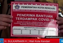 Rumah Penerima Bantuan dari Pemkot Kendari Ditempel Stiker Rumah Penerima Bantuan dari Pemkot Kendari Ditempel Stiker