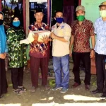 PKK Konut Salurkan Bantuan ke Lansia dan Penyandang Disabilitas PKK Konut Salurkan Bantuan ke Lansia dan Penyandang Disabilitas