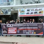 Komunitas Motor Honda di Kendari Gelar Bagi-bagi Masker Gratis Komunitas Motor Honda di Kendari Gelar Bagi-bagi Masker Gratis