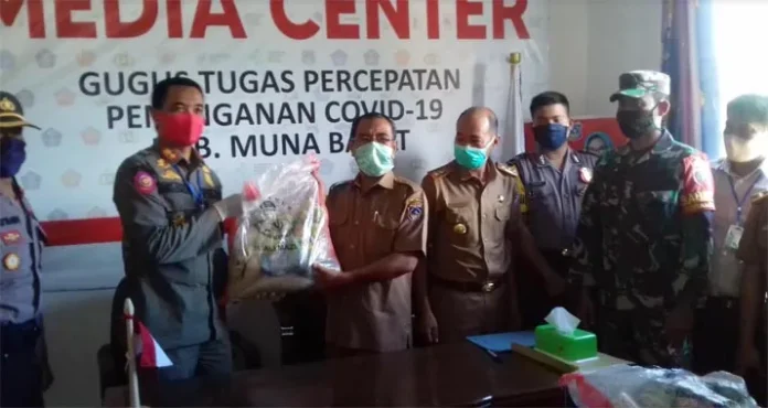 Bantuan 200 Paket Sembako Pemprov Sultra Tiba di Mubar