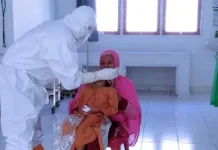 Pemeriksaan di Butur, 7 Pelaku Perjalanan Menolak Tes Swab Corona Pemeriksaan di Butur, 7 Pelaku Perjalanan Menolak Tes Swab Corona