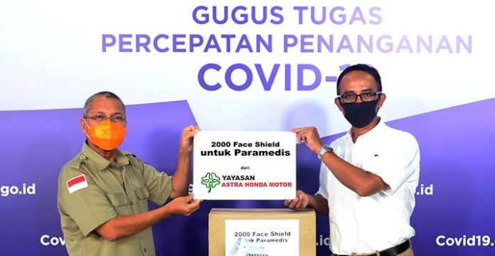 Yayasan AHM Donasi Ribuan APD untuk Tenaga Medis