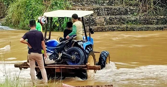 Satu Desa di Konut Terisolasi Akibat Banjir
