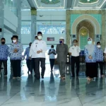 Segera Dibuka, Wali Kota Kendari Ingatkan Masjid Al Alam Tak Lebih dari 300 Jamaah Segera Dibuka, Wali Kota Kendari Ingatkan Masjid Al Alam Tak Lebih dari 300 Jamaah