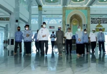 Segera Dibuka, Wali Kota Kendari Ingatkan Masjid Al Alam Tak Lebih dari 300 Jamaah Segera Dibuka, Wali Kota Kendari Ingatkan Masjid Al Alam Tak Lebih dari 300 Jamaah