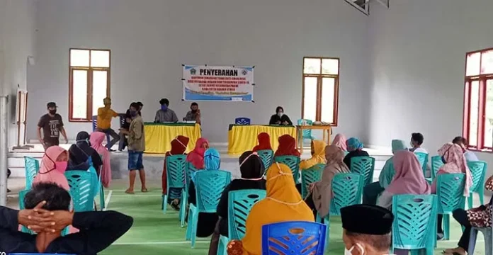 blt_kolut Penerima BLT Tak Hadir Saat Penyaluran, PLD Lalume Minta Dananya Dikembalikan ke Bendahara