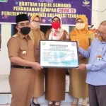 Buton Utara Terima Empat Sumber Bantuan dari Pemprov Sultra Buton Utara Terima Empat Sumber Bantuan dari Pemprov Sultra