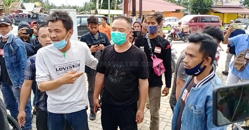 Anggota DPRD Pimpin Demo Halau 500 TKA, Seorang TKA Sempat Diamankan