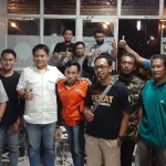 Komunitas Ojol Deklarasi Dukung Rusmin Abdul Gani – Senawan Silondae Maju di Pilkada Konsel Komunitas Ojol Deklarasi Dukung Rusmin Abdul Gani - Senawan Silondae Maju di Pilkada Konsel