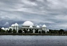 Pemerintah Kolaka Beri Izin Rumah Ibadah Dibuka Kembali Masjid Agung Khaerah Ummah kolaka