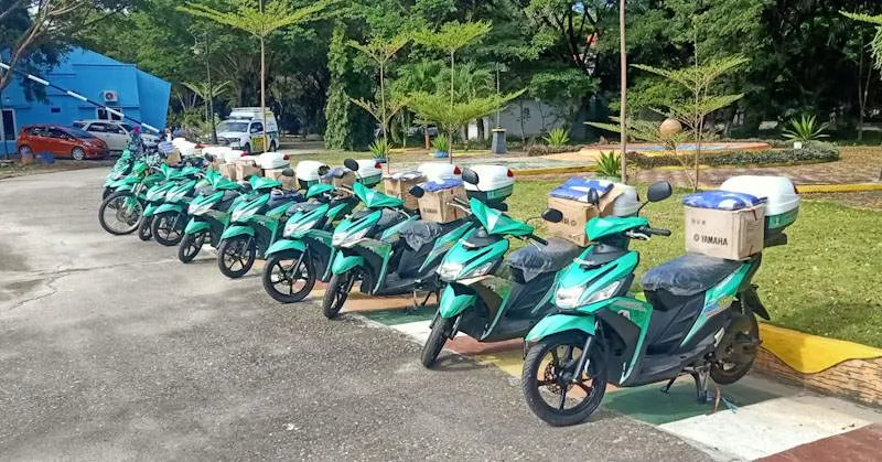 Pemkab Kolut Serahkan 32 Kendaraan Operasional Puskesmas