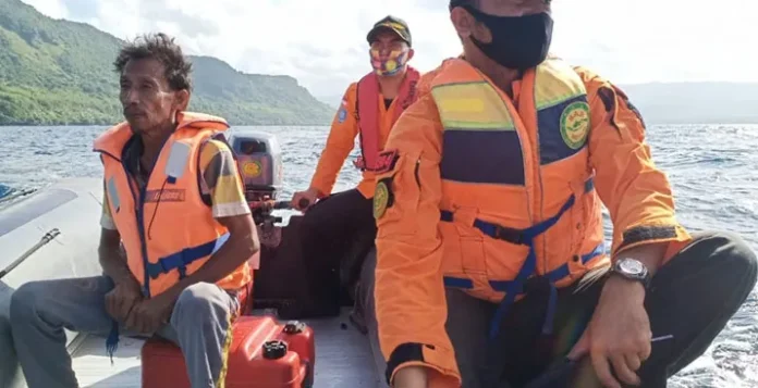 Tim SAR Berhasil Selamatkan Nelayan yang Hilang