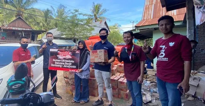 Peduli Korban Banjir di Sulsel, Astra Motor Berikan Bantuan Sembako