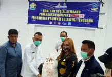 Pemprov Sultra Salurkan 3.457 Paket Sembako di Kolaka Utara Pemprov Sultra Salurkan 3.457 Paket Sembako di Kolaka Utara