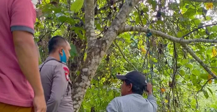 Warga Desa Loka Kolut Ditemukan Tewas Gantung Diri