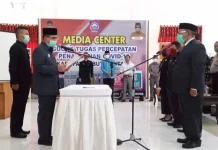 Staf Ahli Gubernur Resmi Jadi Pj Sekda Buton Utara Staf Ahli Gubernur Resmi Jadi Pj Sekda Buton Utara