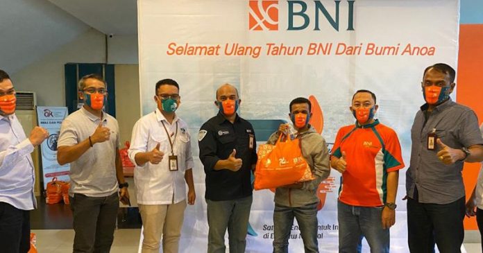 HUT Ke-74, BNI Cabang Kendari Bagikan 800 Paket Sembako