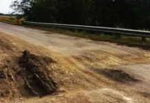 Balai Jalan Sebut PT Jhonlin Tidak Miliki Izin Gunakan Jalan Nasional Balai Jalan Sebut PT Jhonlin Tidak Miliki Izin Gunakan Jalan Nasional