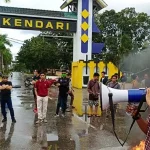 Dikabarkan 239 TKA China Tiba Hari Ini, Massa Kembali Turun ke Jalan Dikabarkan 239 TKA China Tiba Hari Ini, Massa Kembali Turun ke Jalan