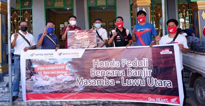 Astra Honda Motor Salurkan Bantuan untuk Korban Banjir Masamba