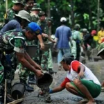 TNI dan Warga Bangun Infrastruktur di Desa Matabaho Konkep TNI dan Warga Bangun Infrastruktur di Desa Matabaho Konkep