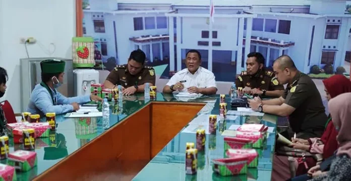 Kejari Kolaka Jawab Tudingan Mahasiswa Soal Pengadaan Pupuk