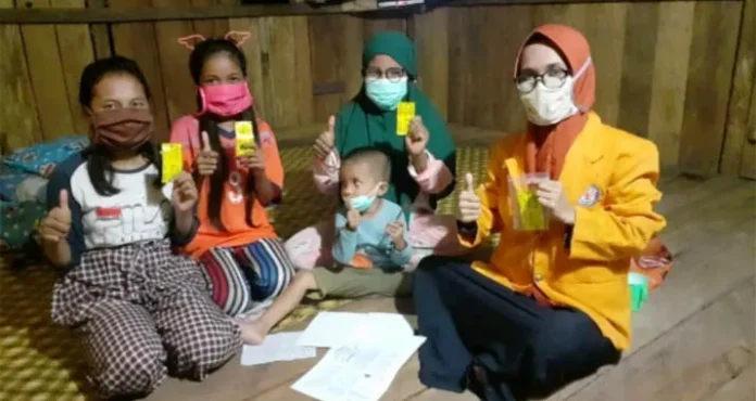 KKN Tematik UHO di Busel, Mahasiswa Mitigasi Penyebaran Covid-19