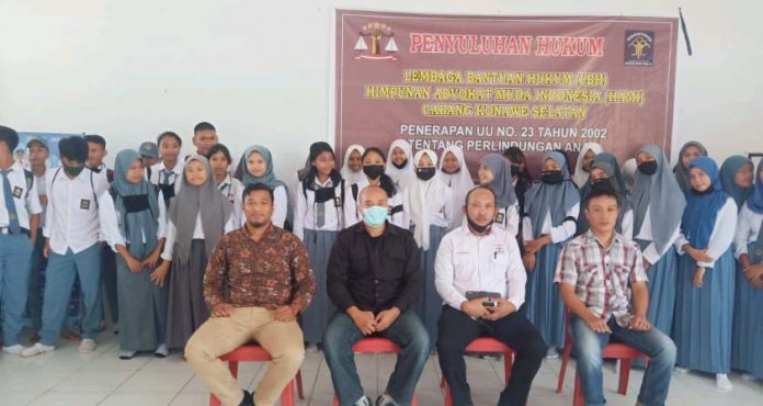 LBH HAMI Konsel Gelar Sosialisasi Hukum ke Sejumlah Sekolah